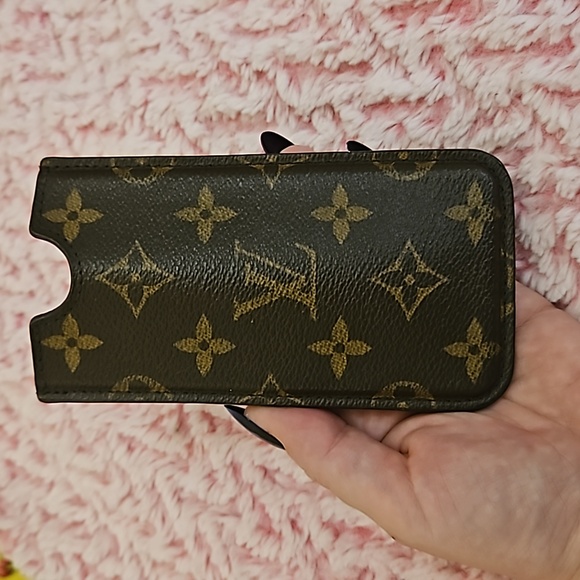 Louis Vuitton Eyeglass Holder or Money Holder - Picture 2 of 6